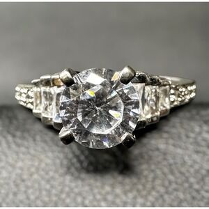 Vintage Round Cut‎ Sterling Silver Statement Ring Size 6.5 Baguette Accents
